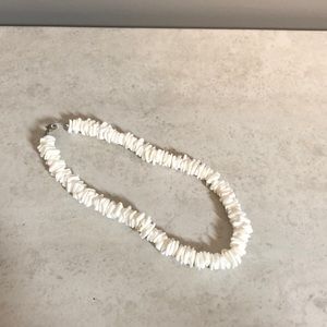 6” children’s Hawaiian puka bead choker necklace